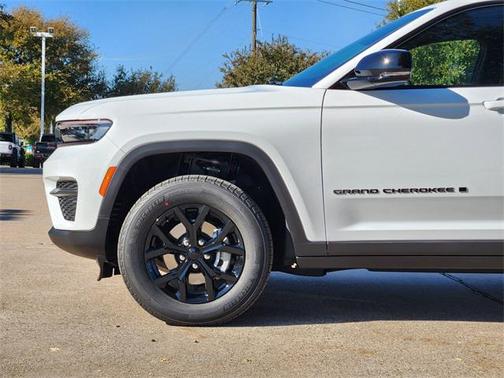 2025 Jeep Grand Cherokee Altitude
