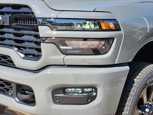 Ceramic Gray Clearcoat 2026 RAM 2500 Lone Star Crew Cab 4x4 6'4' Box