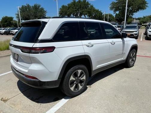 2023 Jeep Grand Cherokee 4xe Base
