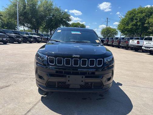 Diamond Black Crystal Pearlcoat 2025 Jeep Compass Sport