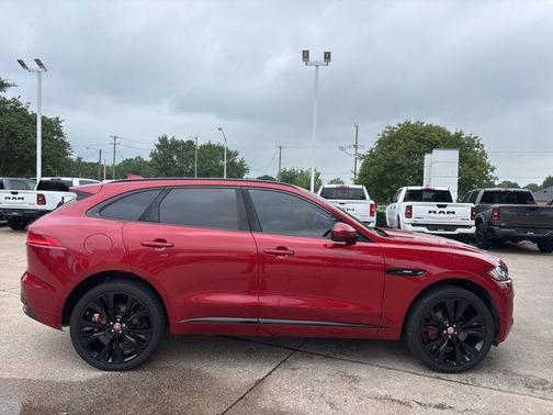 Firenze Red 2018 Jaguar F-PACE 35t R-Sport