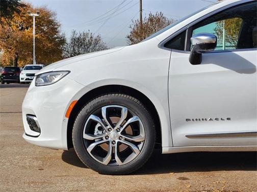 2026 Chrysler Pacifica L