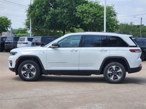 2022 Jeep Grand Cherokee 4xe Base