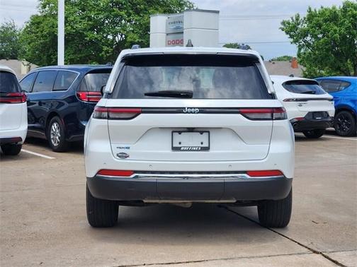 2022 Jeep Grand Cherokee 4xe Base