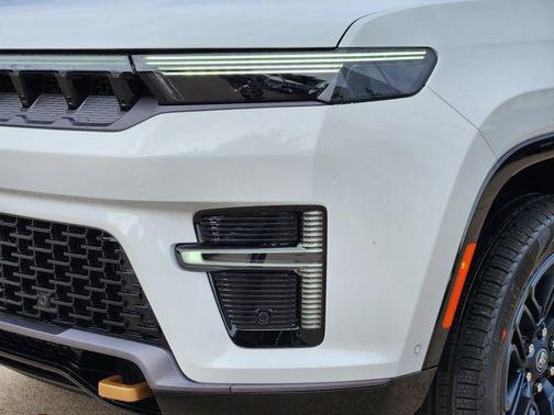 Bright White Clearcoat 2026 Jeep Grand Wagoneer 4x4