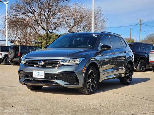 2022 Volkswagen Tiguan 2.0T SE R-Line Black