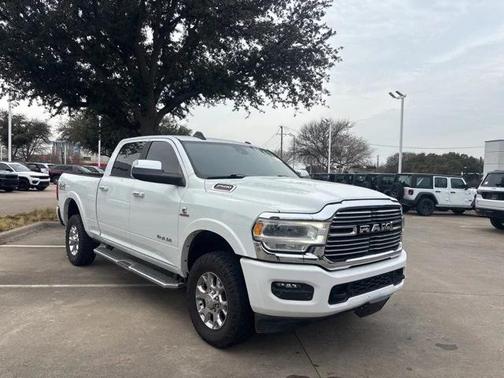 2022 RAM 2500 Laramie Crew Cab 4x4 6'4' Box