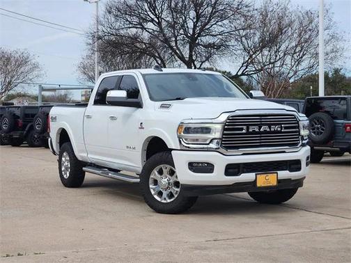 2022 RAM 2500 Laramie Crew Cab 4x4 6'4' Box