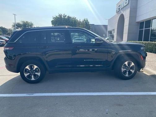 2023 Jeep Grand Cherokee 4xe Base