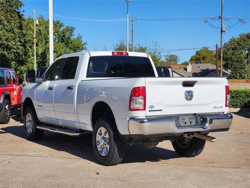 2024 RAM 2500 Big Horn Crew Cab 4x4 6'4' Box