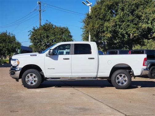 2024 RAM 2500 Big Horn Crew Cab 4x4 6'4' Box