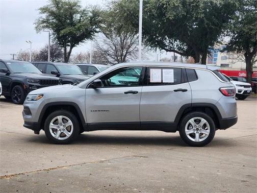 2023 Jeep Compass Sport