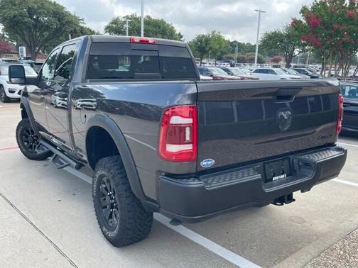 2024 RAM 2500 Tradesman Crew Cab 4x4 6'4' Box