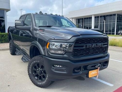 2024 RAM 2500 Tradesman Crew Cab 4x4 6'4' Box