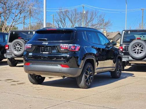 2026 Jeep Compass Latitude