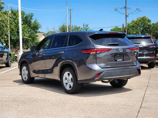 2023 Toyota Highlander Hybrid LE