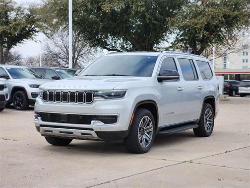 2023 Jeep Wagoneer Series II 4x2