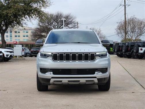 2023 Jeep Wagoneer Series II 4x2