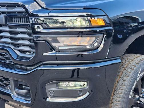 2026 RAM 2500 Lone Star Crew Cab 4x4 6'4' Box