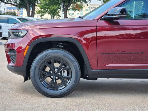 2025 Jeep Grand Cherokee Altitude