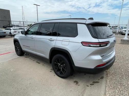 2024 Jeep Grand Cherokee L Altitude