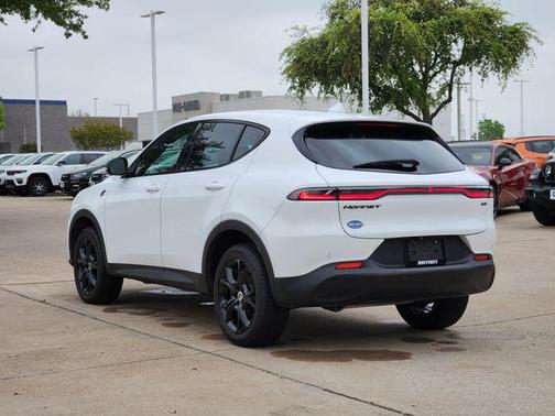 Q Ball 2023 Dodge Hornet GT AWD