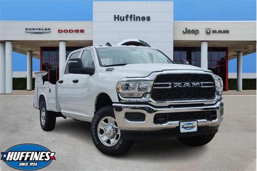 2023 RAM 3500 Tradesman Crew Cab 4x4 8' Box