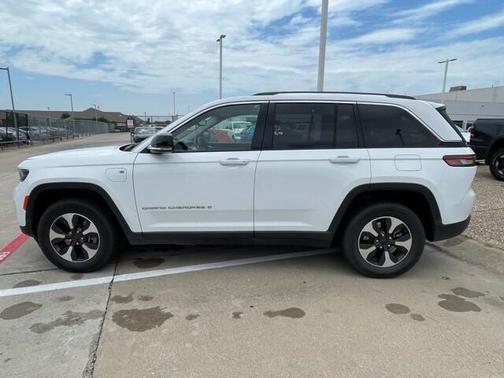 2023 Jeep Grand Cherokee 4xe Base