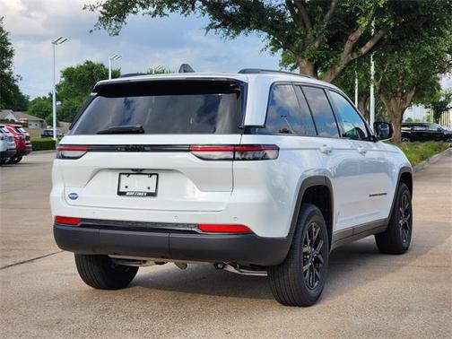 2025 Jeep Grand Cherokee Altitude