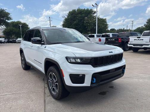 Bright White Clearcoat 2023 Jeep Grand Cherokee 4xe Trailhawk