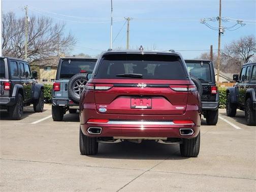 2025 Jeep Grand Cherokee Summit