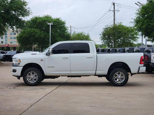 2024 RAM 2500 Laramie Crew Cab 4x4 6'4' Box