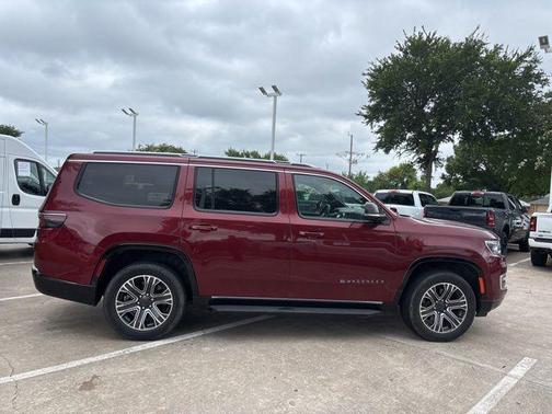 Velvet Red Pearlcoat 2024 Jeep Wagoneer Series II 4x4