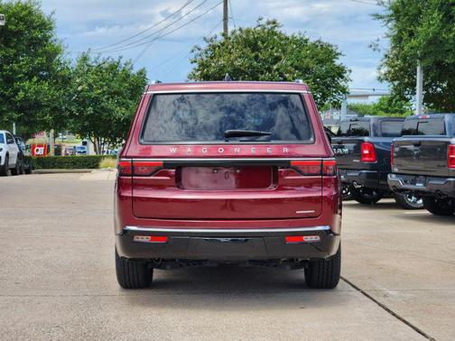 Velvet Red Pearlcoat 2024 Jeep Wagoneer Series II 4x4