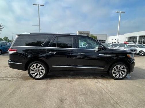2023 Lincoln Navigator Reserve