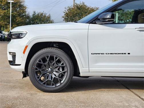 2025 Jeep Grand Cherokee L Summit