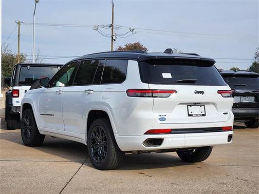2025 Jeep Grand Cherokee L Summit
