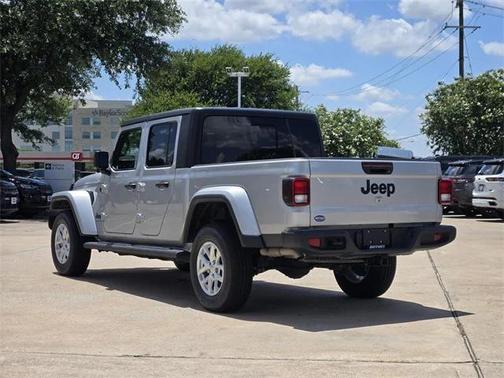 2023 Jeep Gladiator Sport S