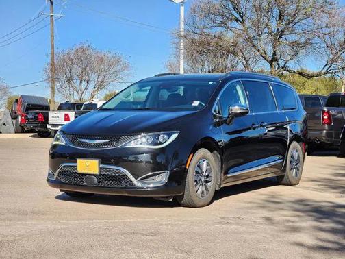 2020 Chrysler Pacifica Hybrid Limited