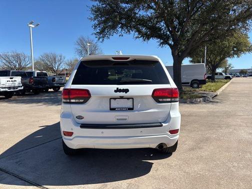 2018 Jeep Grand Cherokee Laredo E