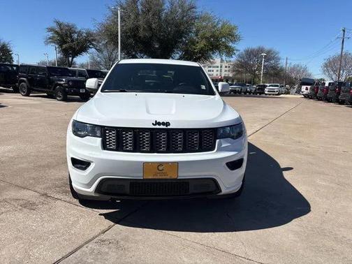 2018 Jeep Grand Cherokee Laredo E