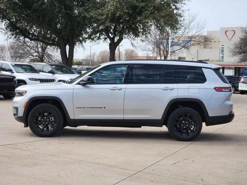 2024 Jeep Grand Cherokee L Altitude