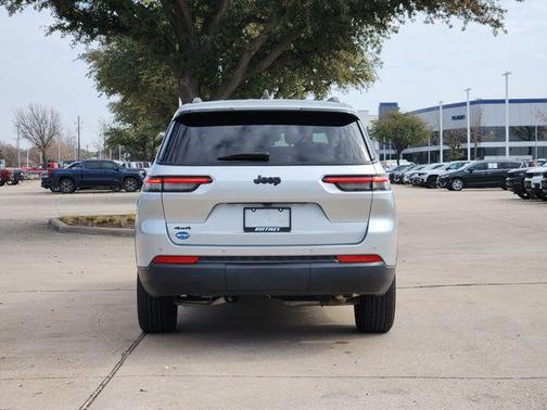 2024 Jeep Grand Cherokee L Altitude