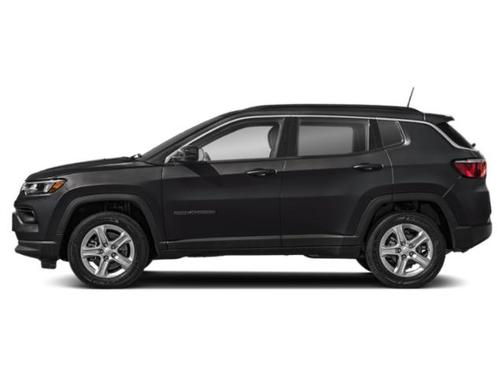 Diamond Black Crystal Pearlcoat 2024 Jeep Compass Limited