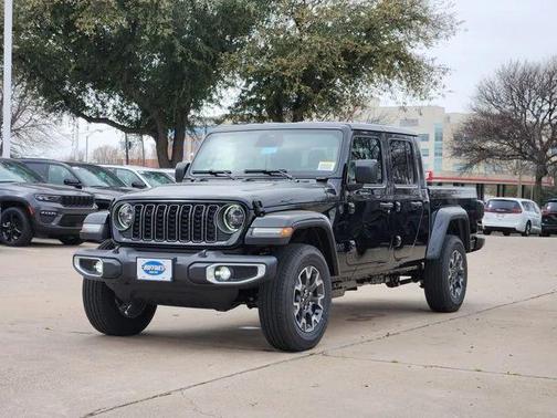 2026 Jeep Gladiator Sahara 4x4