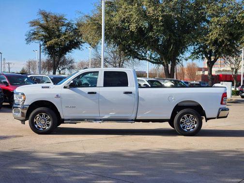 2021 RAM 3500 Tradesman Crew Cab 4x4 8' Box