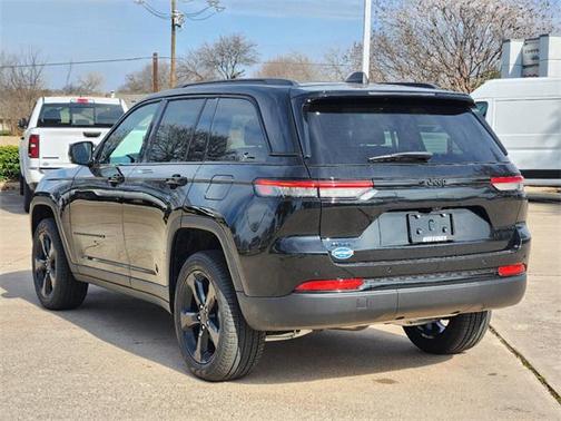 2025 Jeep Grand Cherokee Limited X