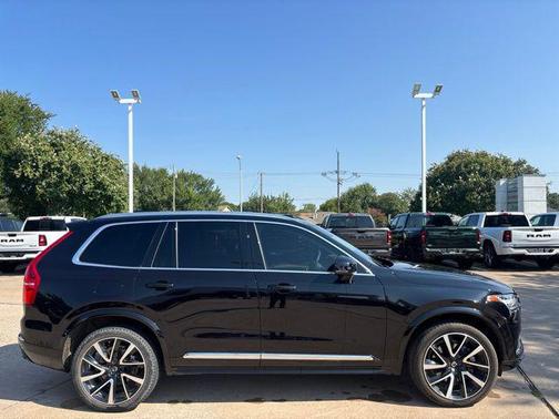 Onyx Black Metallic 2024 Volvo XC90 B6 Plus Bright Theme 6-Seater