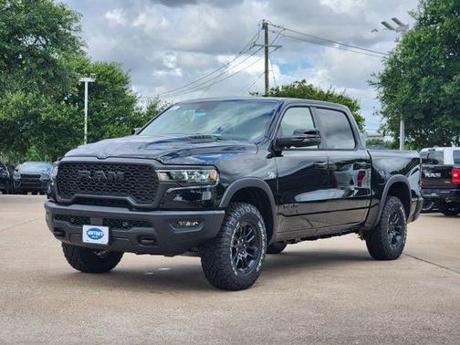 Diamond Black Crystal Pearlcoat 2026 RAM 1500 Rebel