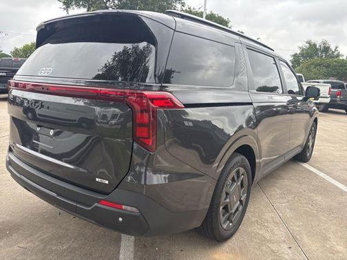Panthera Metal 2026 Kia Carnival Hybrid EX